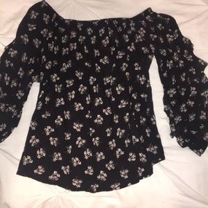 american eagle floral off the shoulder shirt